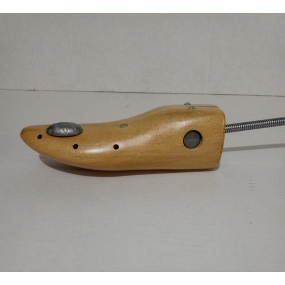 MoneysWorth & Best Professional  Shoe Stretcher  Men's  Med  Shoe Size 8.5-10 - Picture 8 of 11